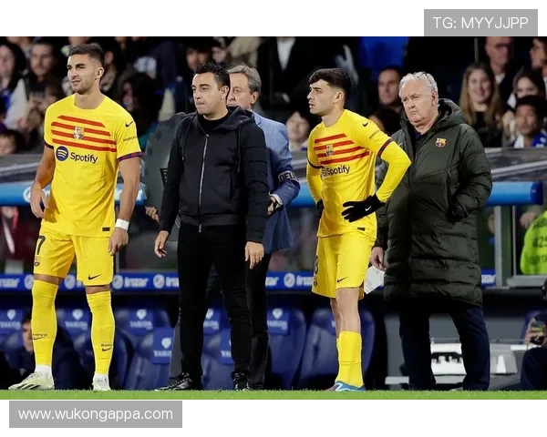 佩德里 vs 哈维：体系核心的战术角色与组织逻辑差异