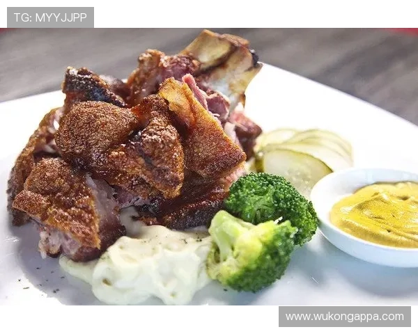 乔丹·汤普森训练完直接去超市抢最后一盒打折牛排