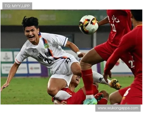 冲撞门将是否犯规？规则如何界定合理对抗与危险动作