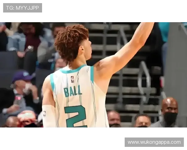 拉梅洛·鲍尔传球串联效率提升 关键挡拆助黄蜂攻防转换加速